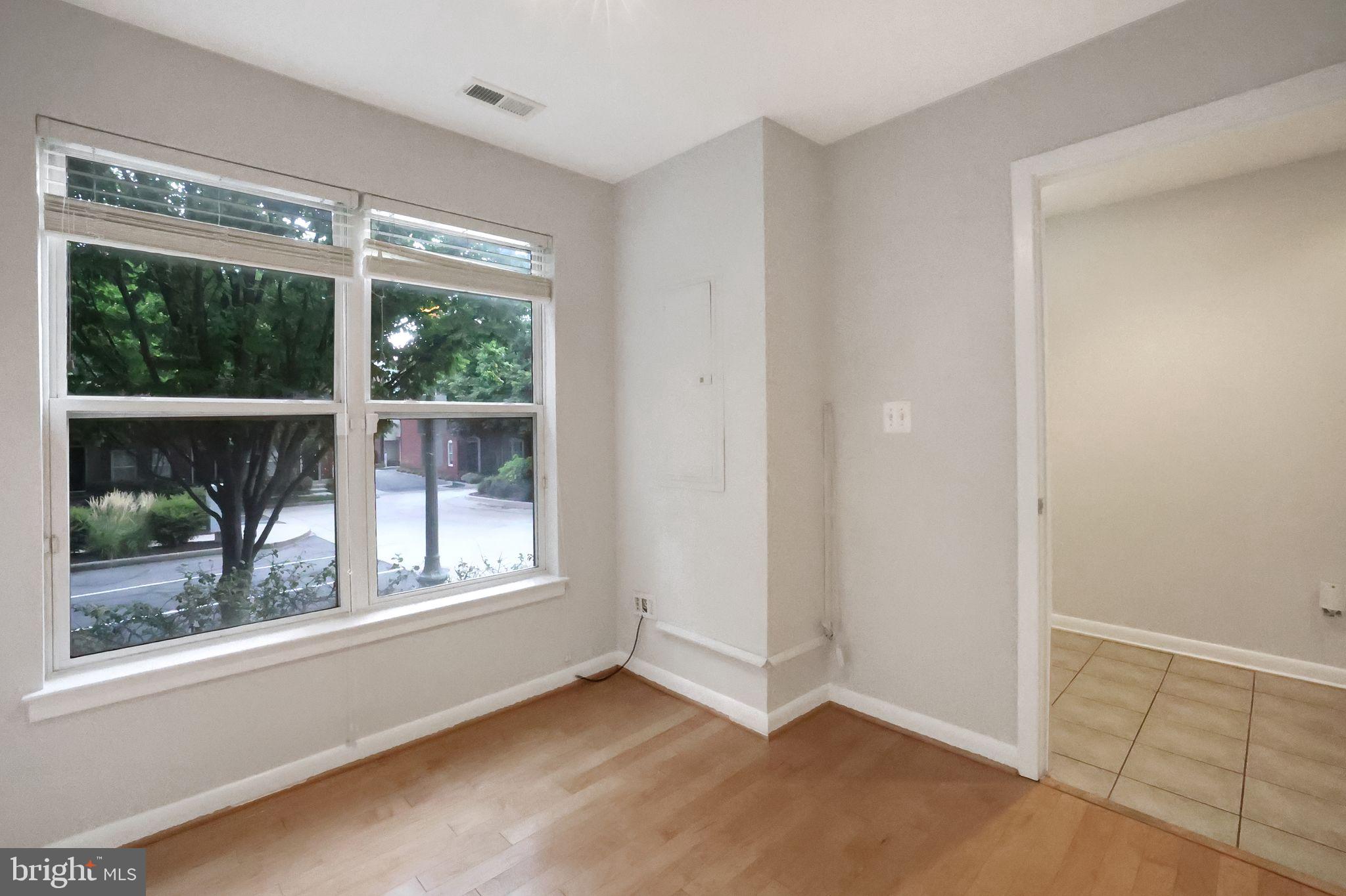 2133 12th Place Northwest Washington, DC 20009 - Photo 20 of 28 3rd Bed (1st Floor)