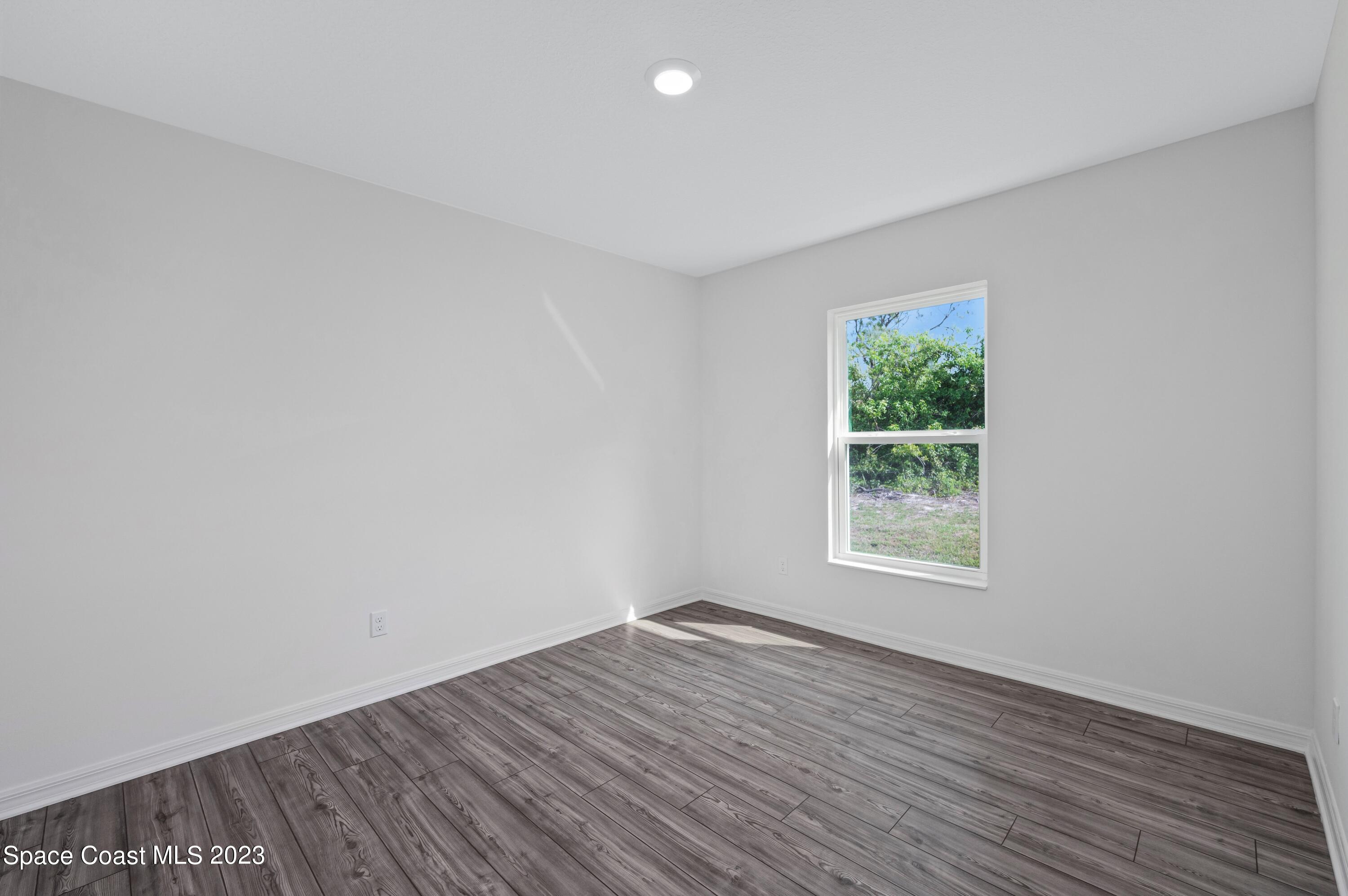 1247 Stadt Road Northwest Palm Bay, FL 32907 - Photo 8 of 18 Florida_Brickell_L (5)