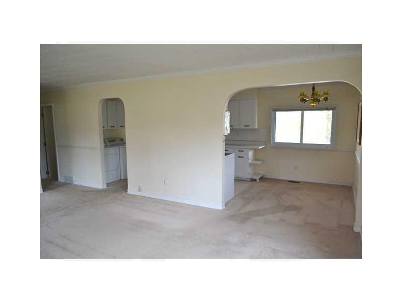 6415 Fletcher Chapel Road South Charleston, OH 45368 - Photo 6 of 25