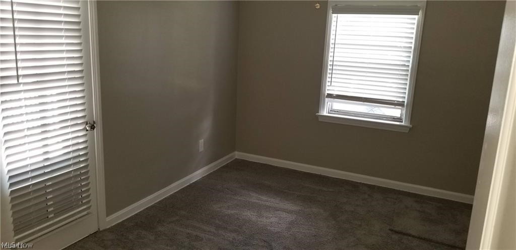 4303 Elmwood Road Cleveland, OH 44121 - Photo 29 of 35