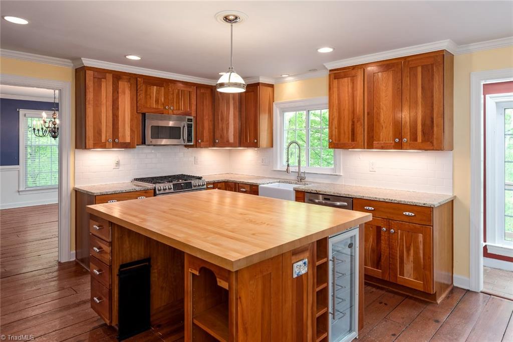4572 Peeples Road Oak Ridge, NC 27310 - Photo 4 of 29