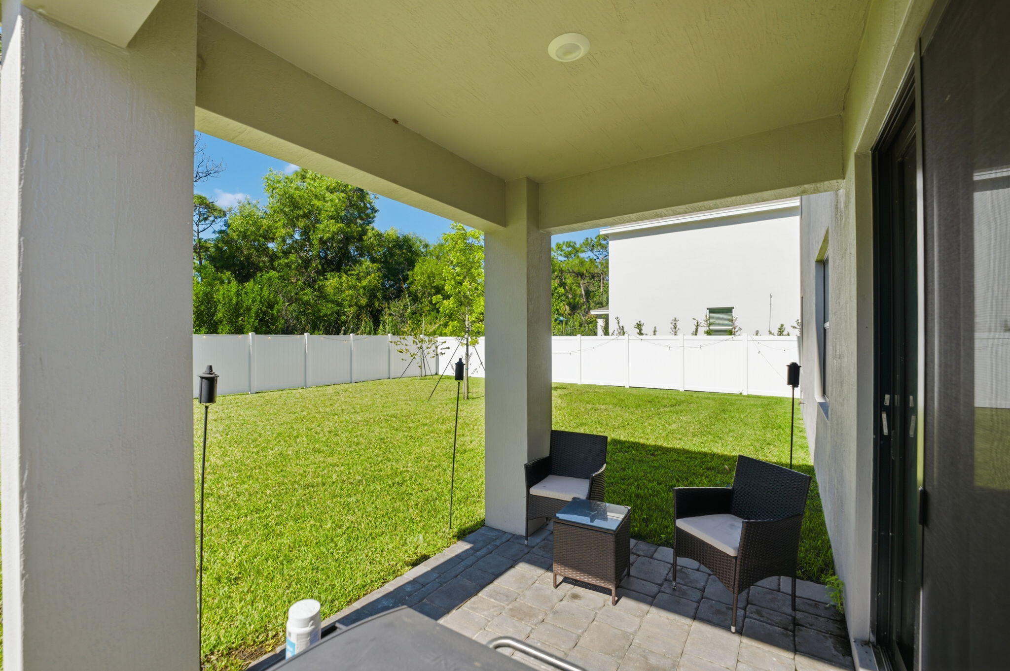 6016 Southeast Violet Lane Stuart, FL 34997 - Photo 12 of 33 1000025391
