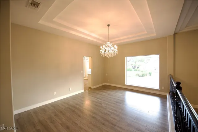 $1,049,000 | 2111 Loro Court, Las Vegas, NV 89117