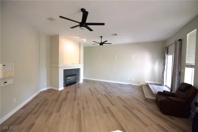 $1,049,000 | 2111 Loro Court, Las Vegas, NV 89117