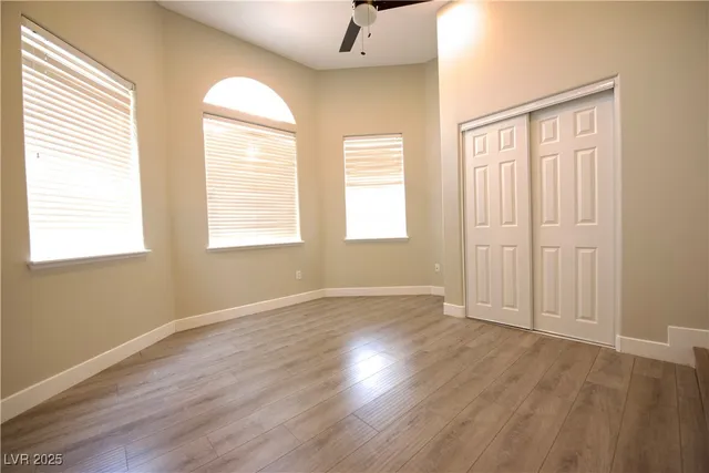 $1,049,000 | 2111 Loro Court, Las Vegas, NV 89117