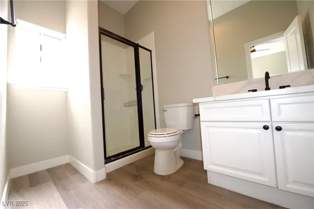 $1,049,000 | 2111 Loro Court, Las Vegas, NV 89117