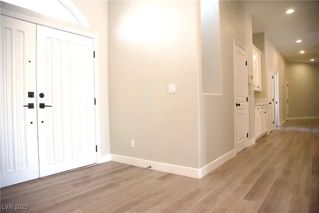 $1,049,000 | 2111 Loro Court, Las Vegas, NV 89117