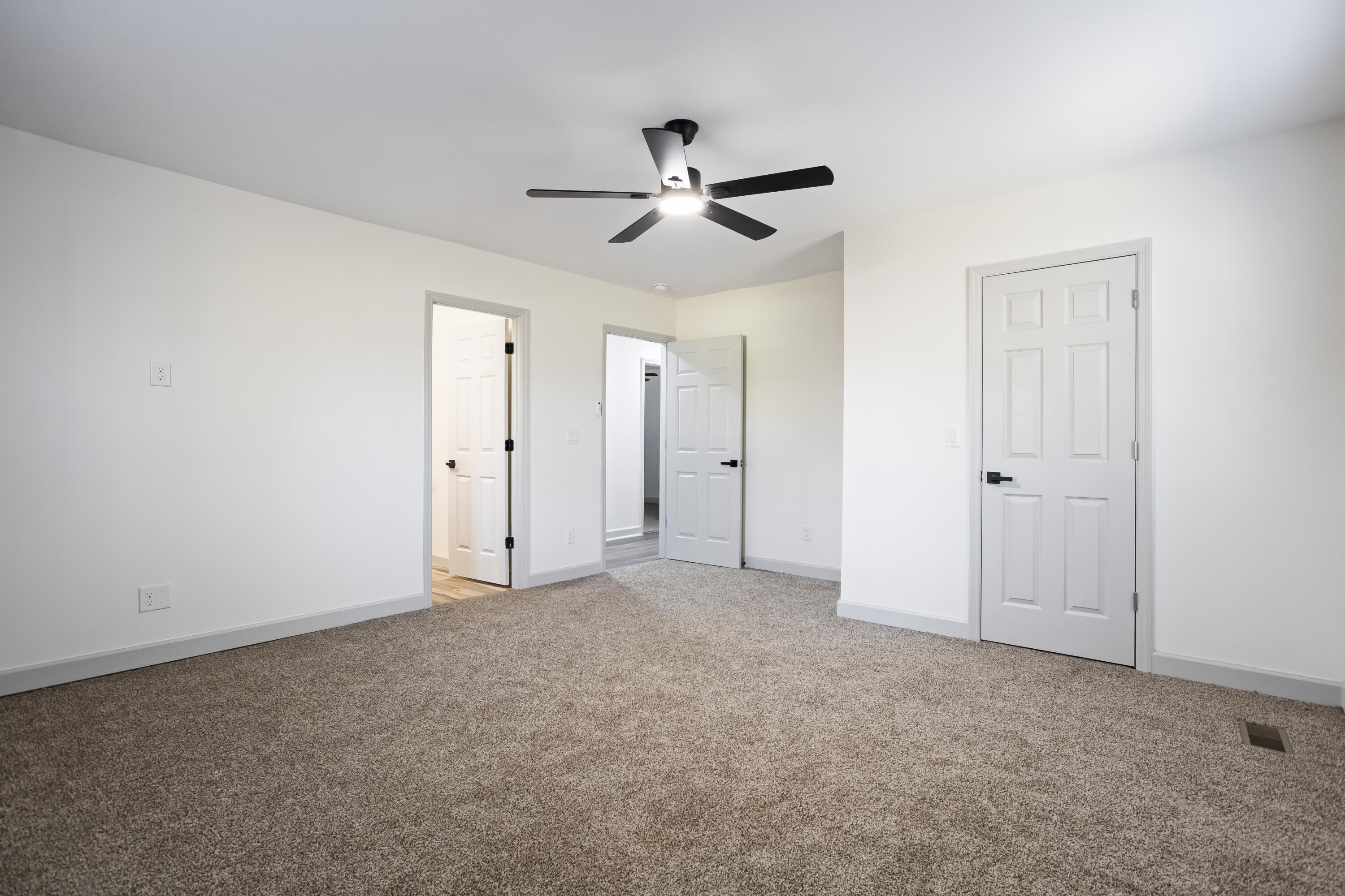 4593 Windsor Spring Road Hephzibah, GA 30815 - Photo 9 of 27 24-IMG_7794