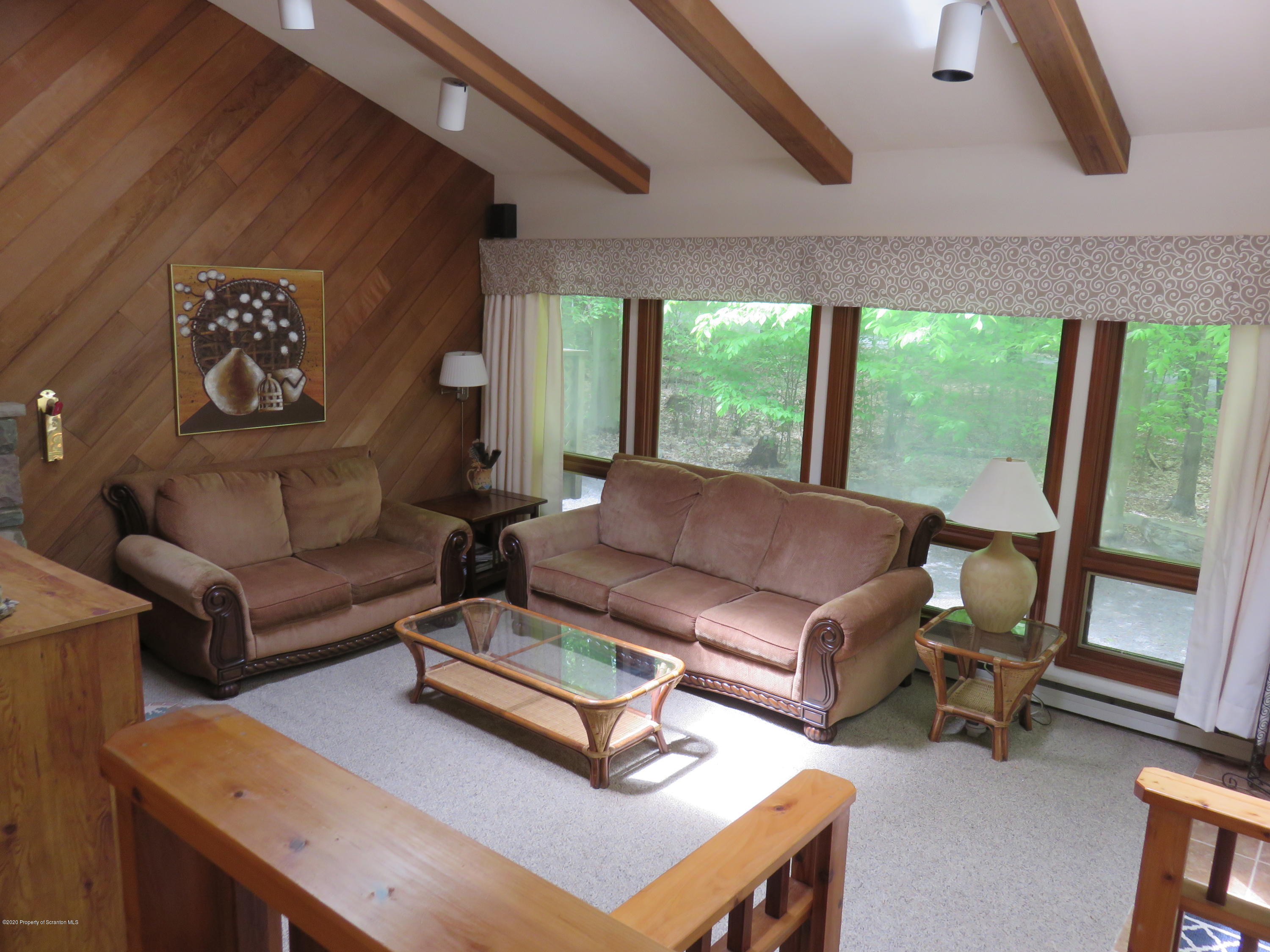 62 Sheffick Road Gouldsboro, PA 18424 - Photo 2 of 35 Gallery Image 2