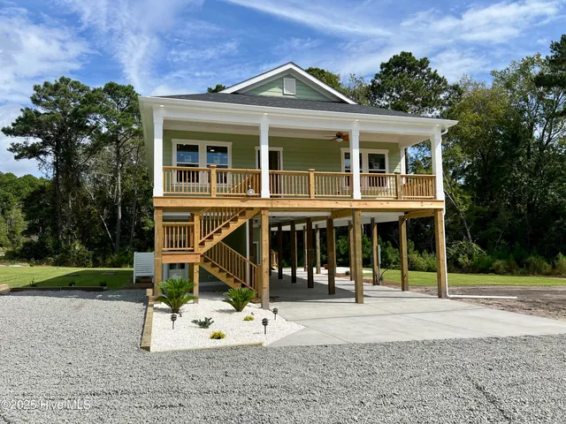 $549,900 | 8238 Old Georgetown Road Southwest, Sunset Beach, NC 28468