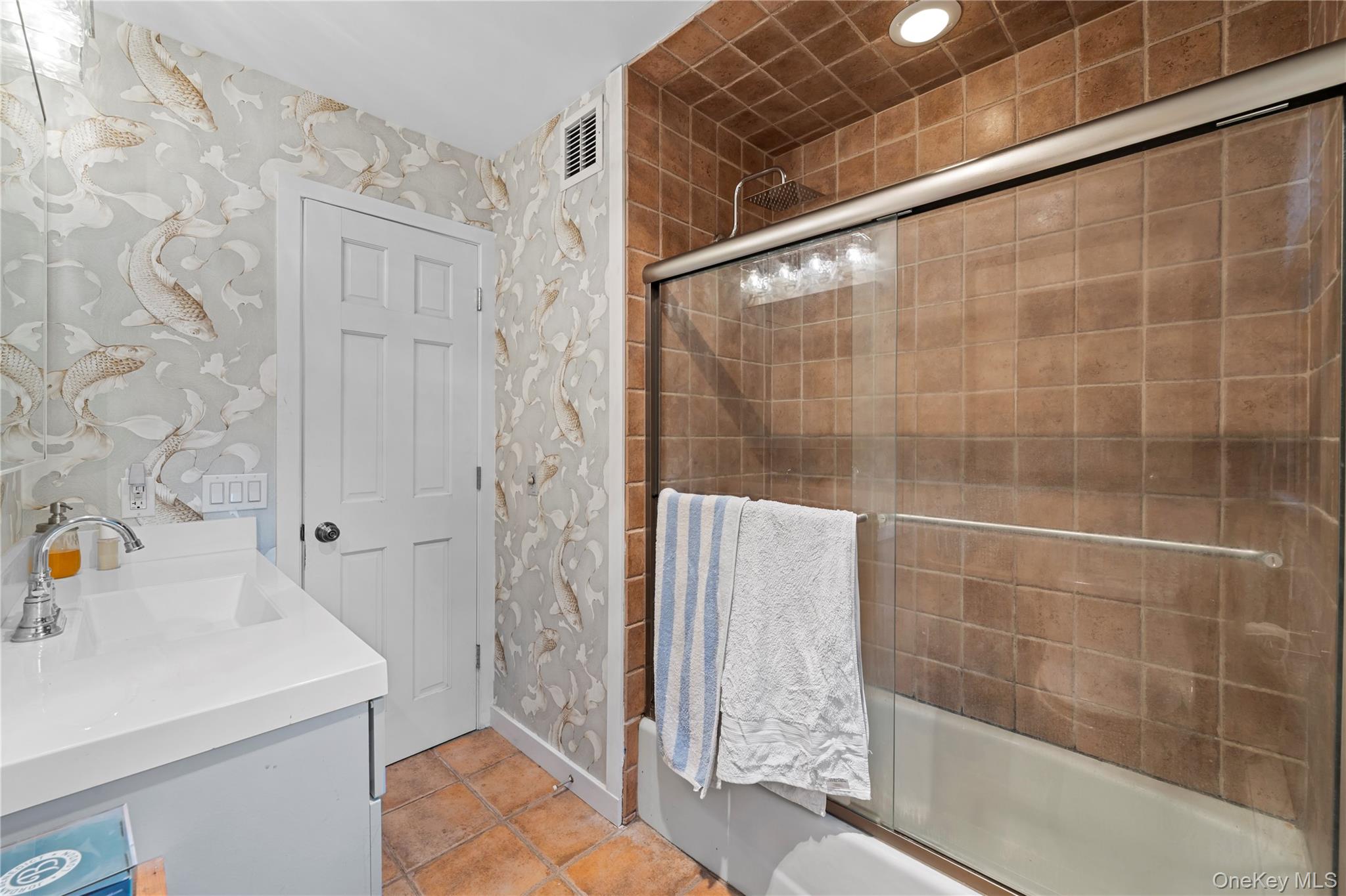 36 Argonne Road West Hampton Bays, NY 11946 - Photo 11 of 21