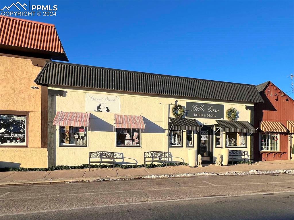 3815 Sierra Vista Road Monument, CO 80132 - Photo 44 of 44 a view of a brick building with many windows