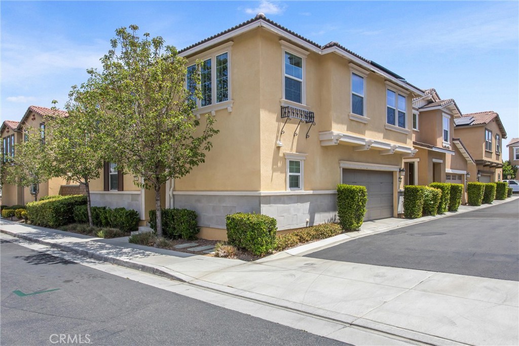 7947 Cold Creek Street Riverside, CA 92507 - Photo 4 of 34
