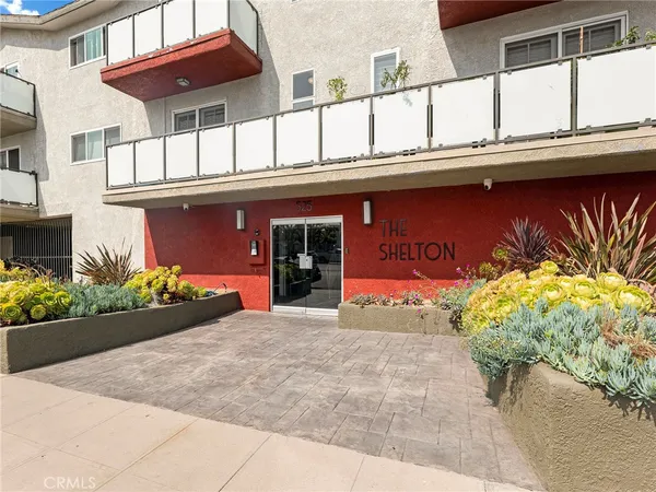 $575,000 | 525 South Shelton Street, Unit 205, Burbank, CA 91506