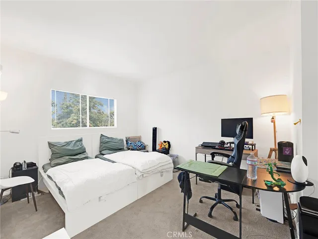 $589,000 | 525 South Shelton Street, Unit 205, Burbank, CA 91506