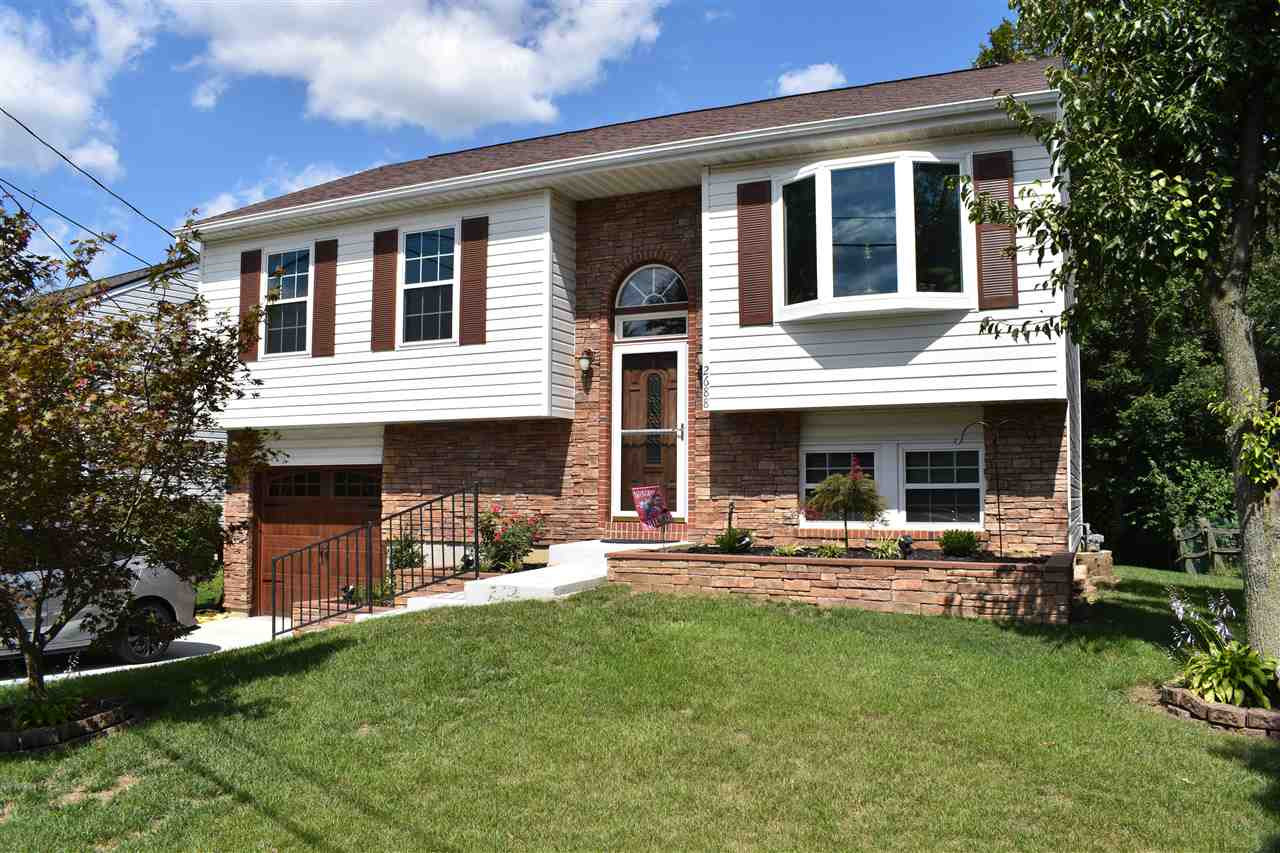2688 Ridgecrest Lane Covington, KY 41017 - Photo 3 of 25