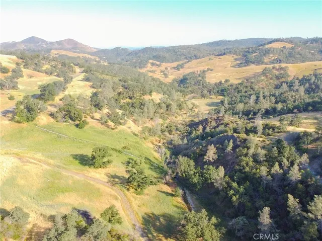 a picture of a bathroom