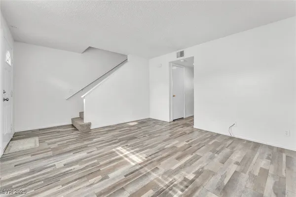 $185,000 | 7089 Burcot Avenue, Unit A89, Las Vegas, NV 89156