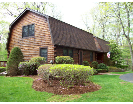 39 Casey Road Spencer, MA 01562 - Photo 3 of 22 a view of a house with a yard