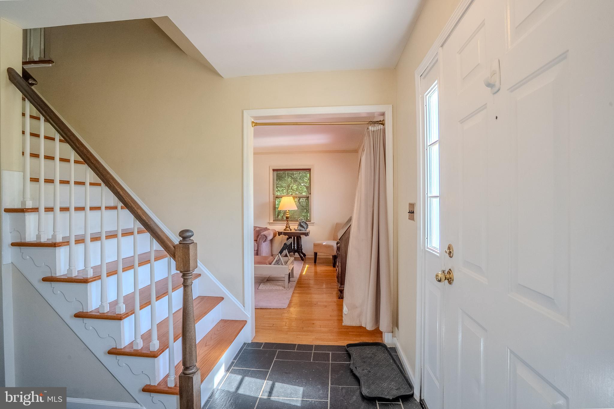 1165 Bear Tavern Road Titusville, NJ 08560 - Photo 14 of 47 Foyer