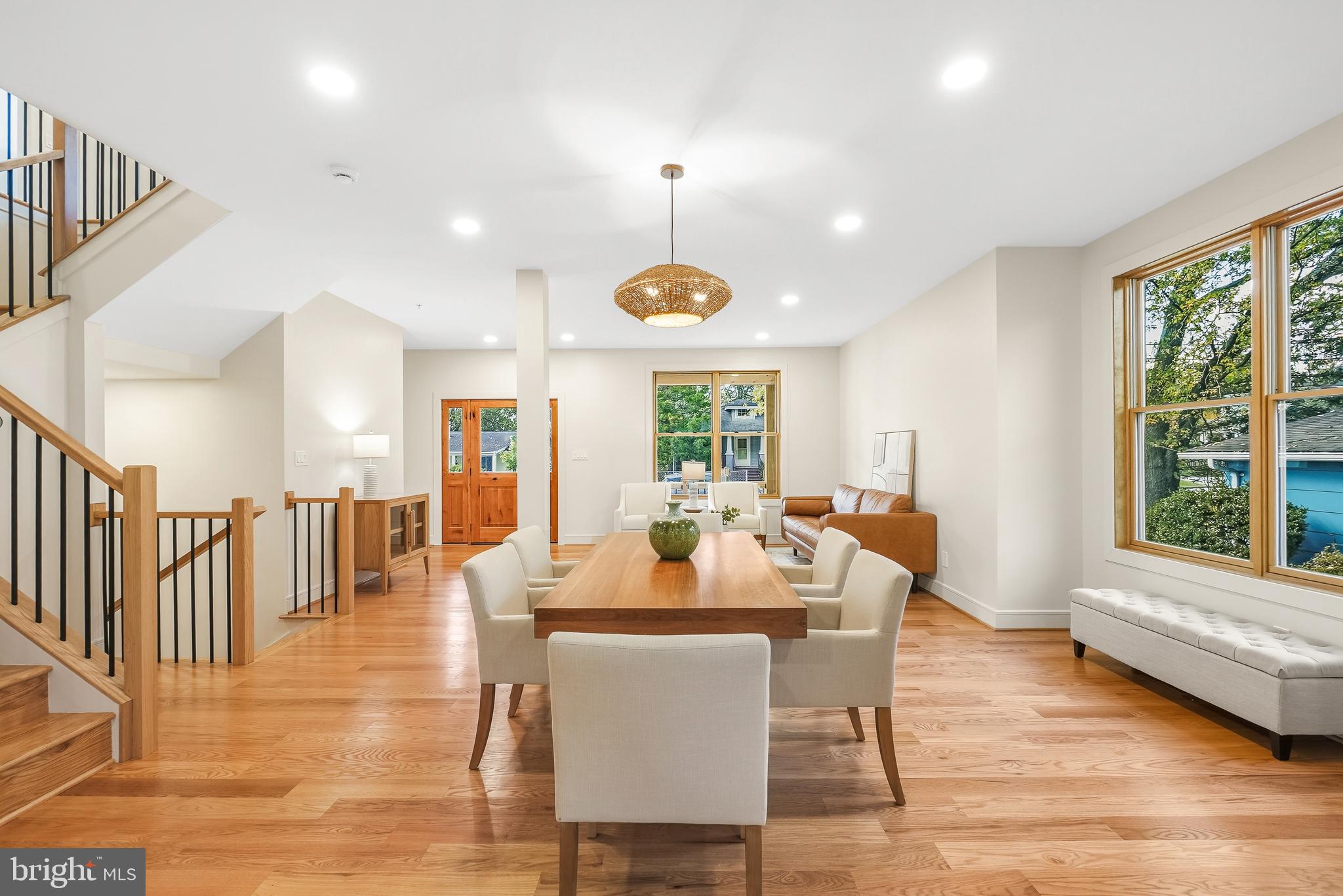 110 Geneva Avenue Silver Spring, MD 20910 - Photo 10 of 62 Fabulous Entertaining Space