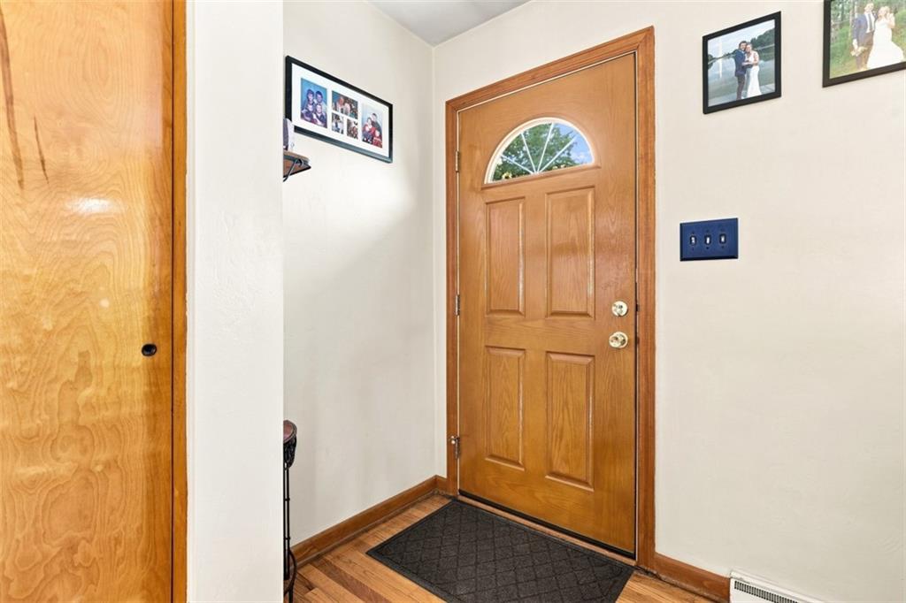 714 Wible Run Road Pittsburgh, PA 15209 - Photo 5 of 46 Entry
