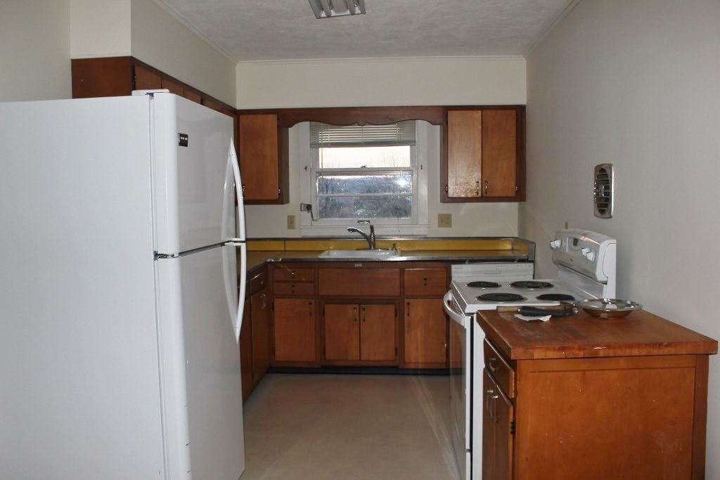 21 Cutler Drive Springfield, VT 05156 - Photo 8 of 16 Gallery Image 8