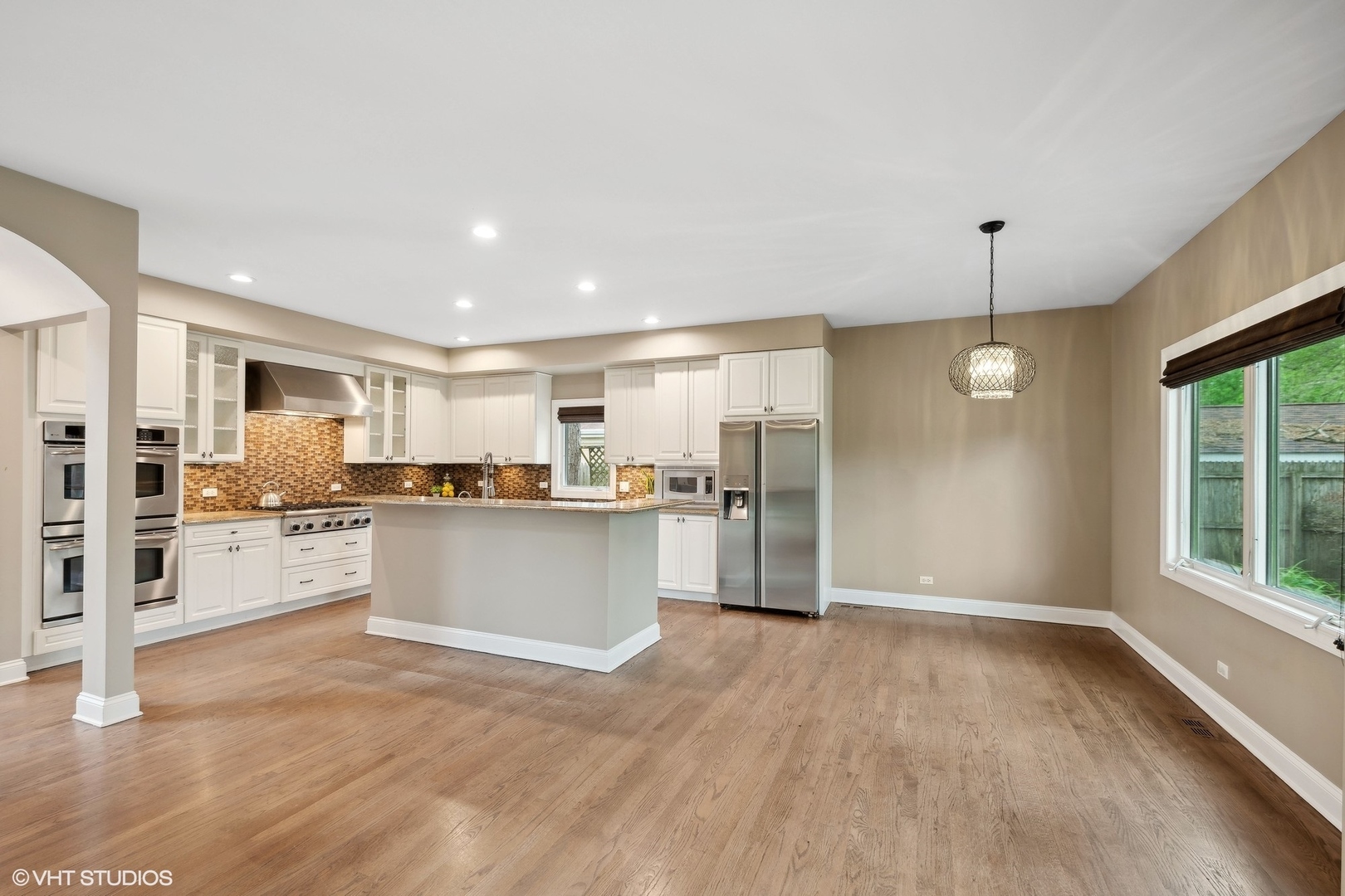 423 Sumac Road Highland Park, IL 60035 - Photo 9 of 31