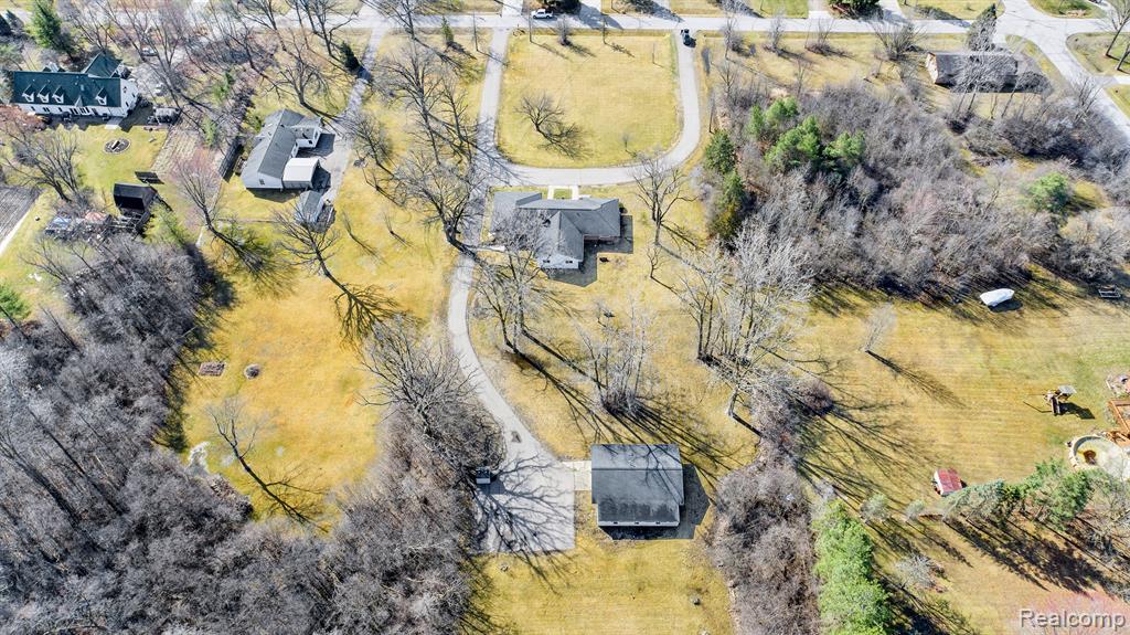 650 Grace Avenue Rochester Hills, MI 48307 - Photo 56 of 57