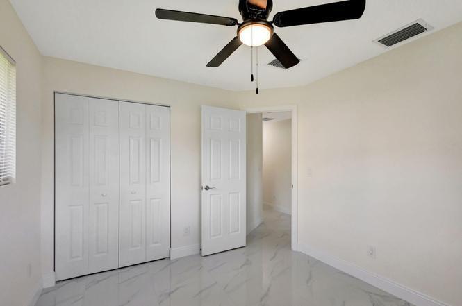 2016 Avenue South Riviera Beach, FL 33404 - Photo 6 of 17 genMid.RX-11031054_23_0