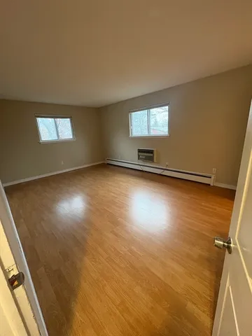 $2,450 | 10 Longwood Drive, Unit 5, Andover, MA 01810