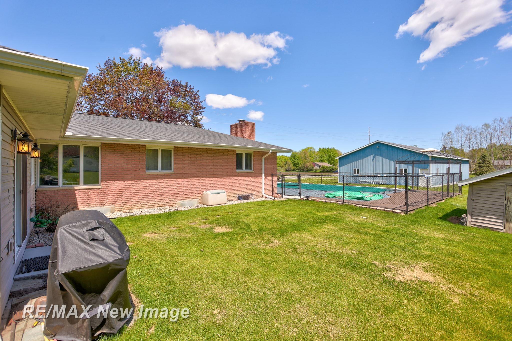 12975 Frost Road Hemlock, MI 48626 - Photo 47 of 58