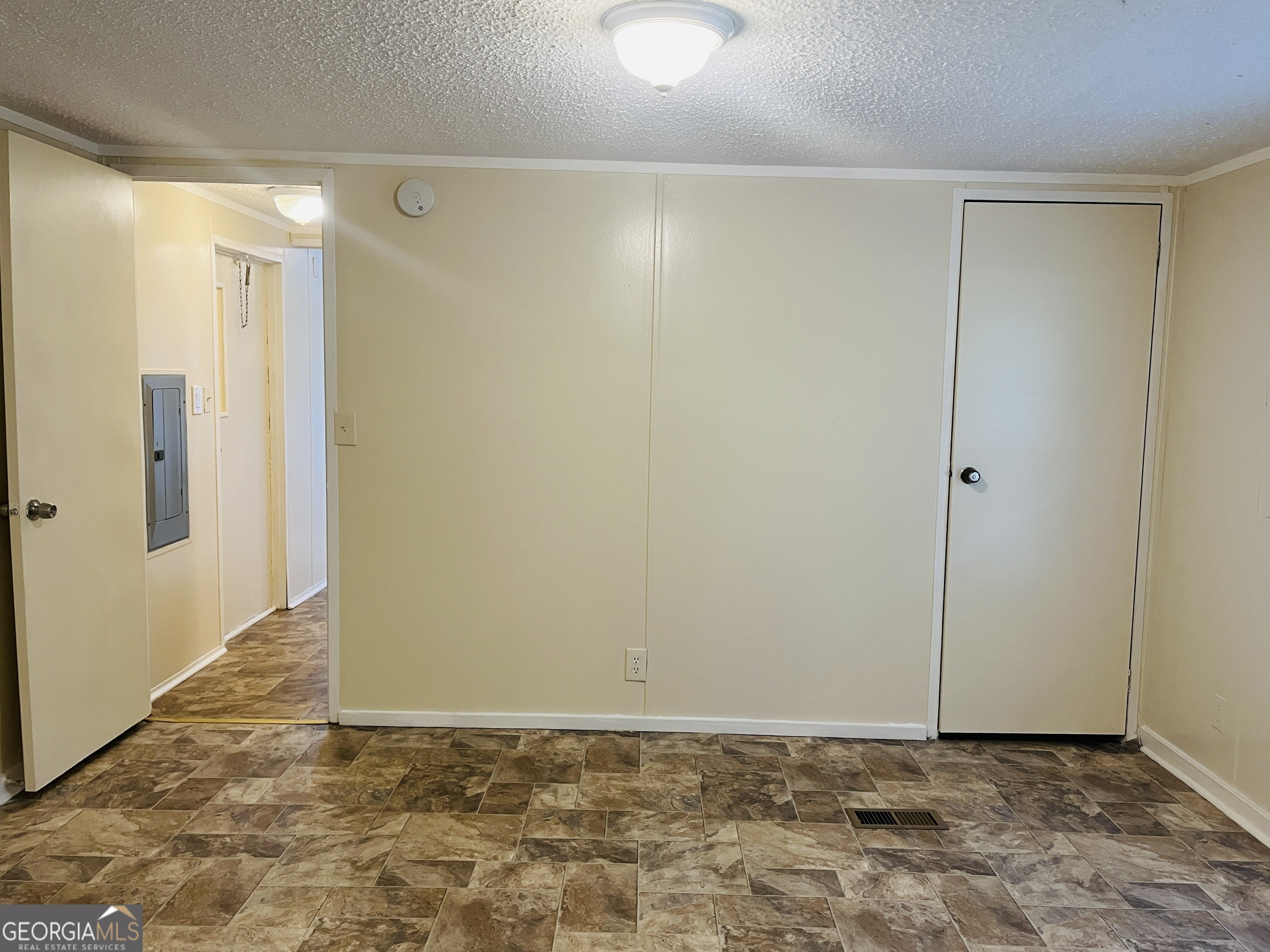 150 Hubbard Road LaGrange, GA 30240 - Photo 12 of 26