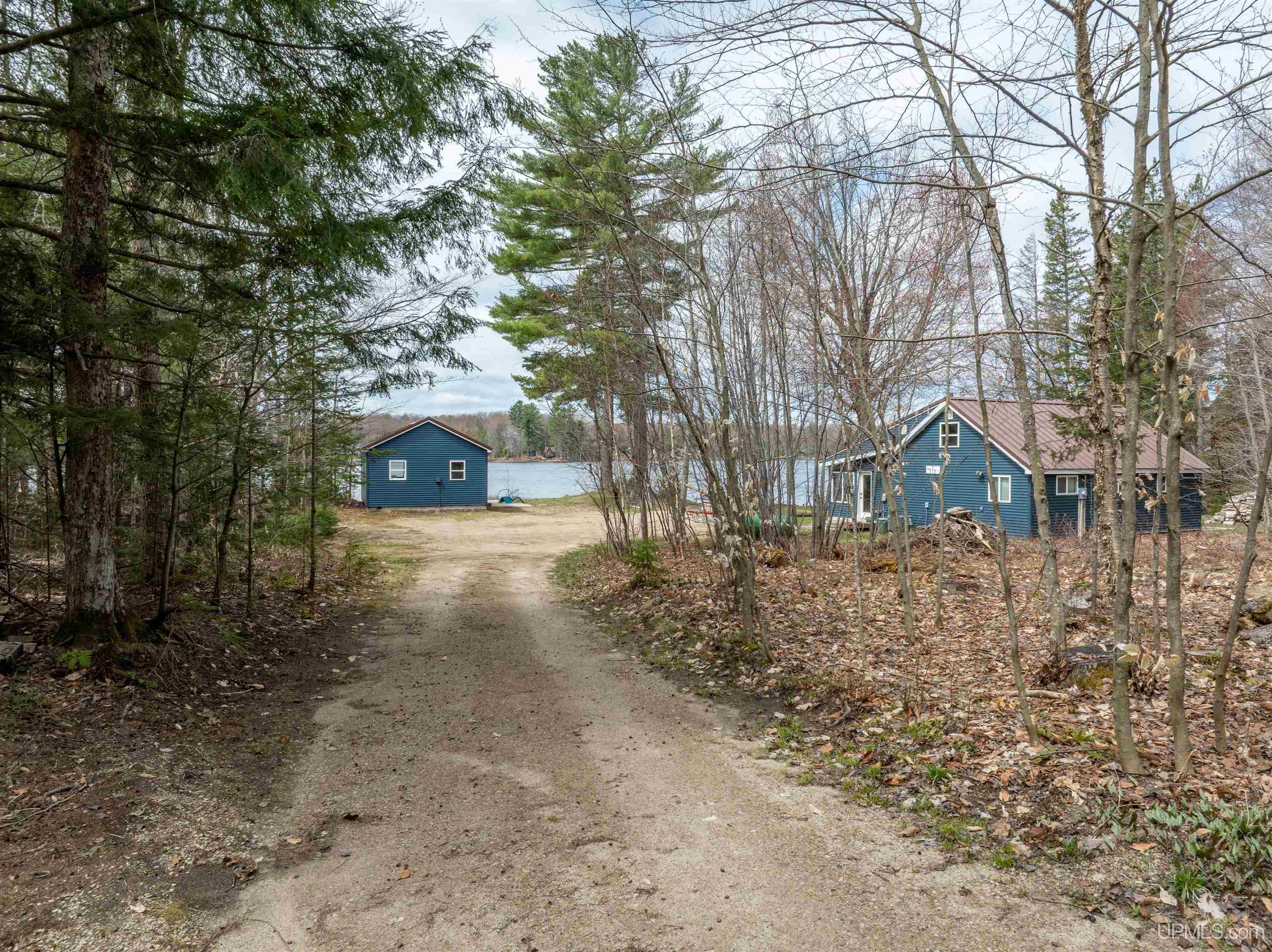 3865 Peninsula Point Road Munising, MI 49862 - Photo 58 of 88