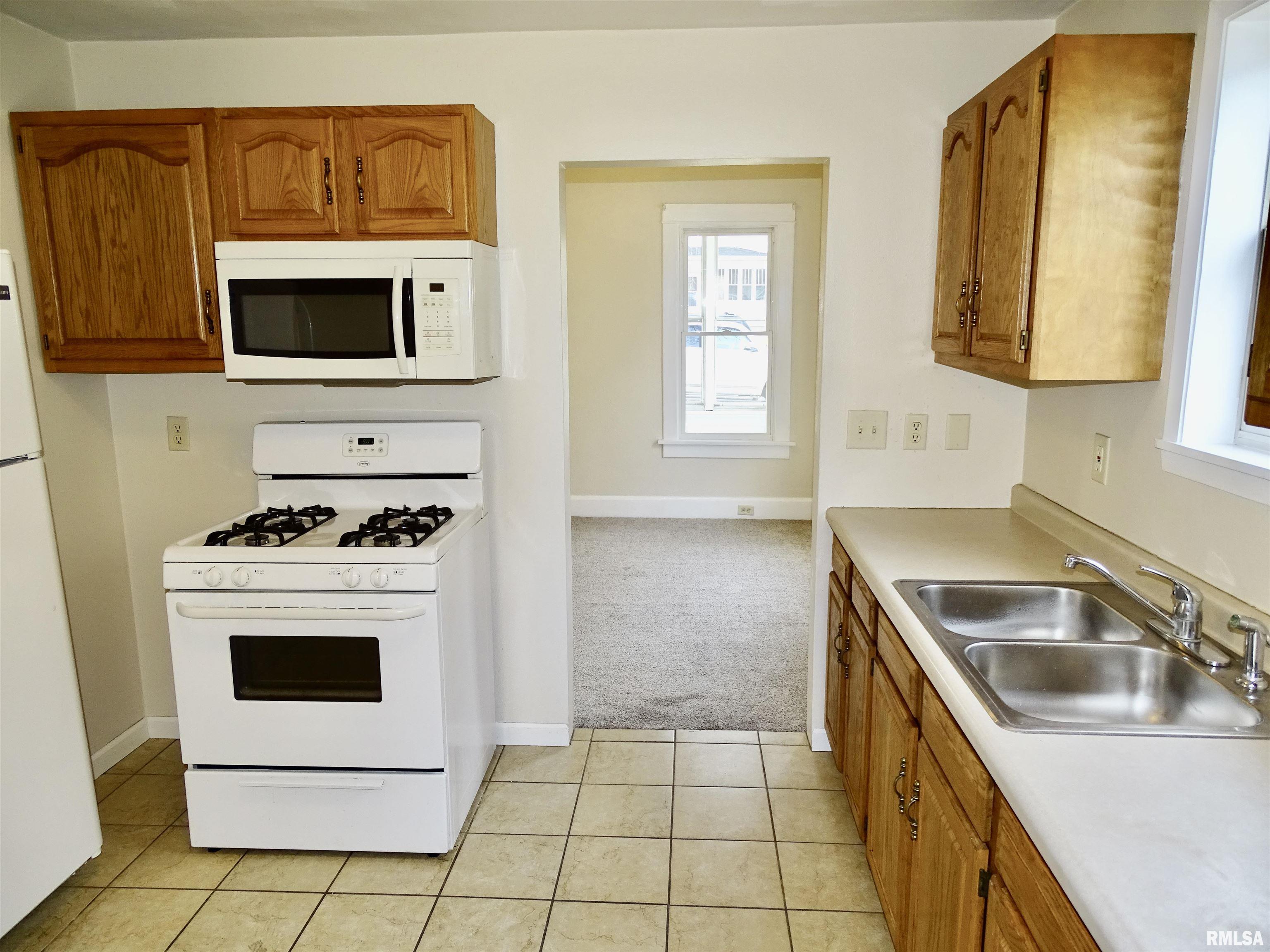 425 Herman Street Pekin, IL 61554 - Photo 15 of 26