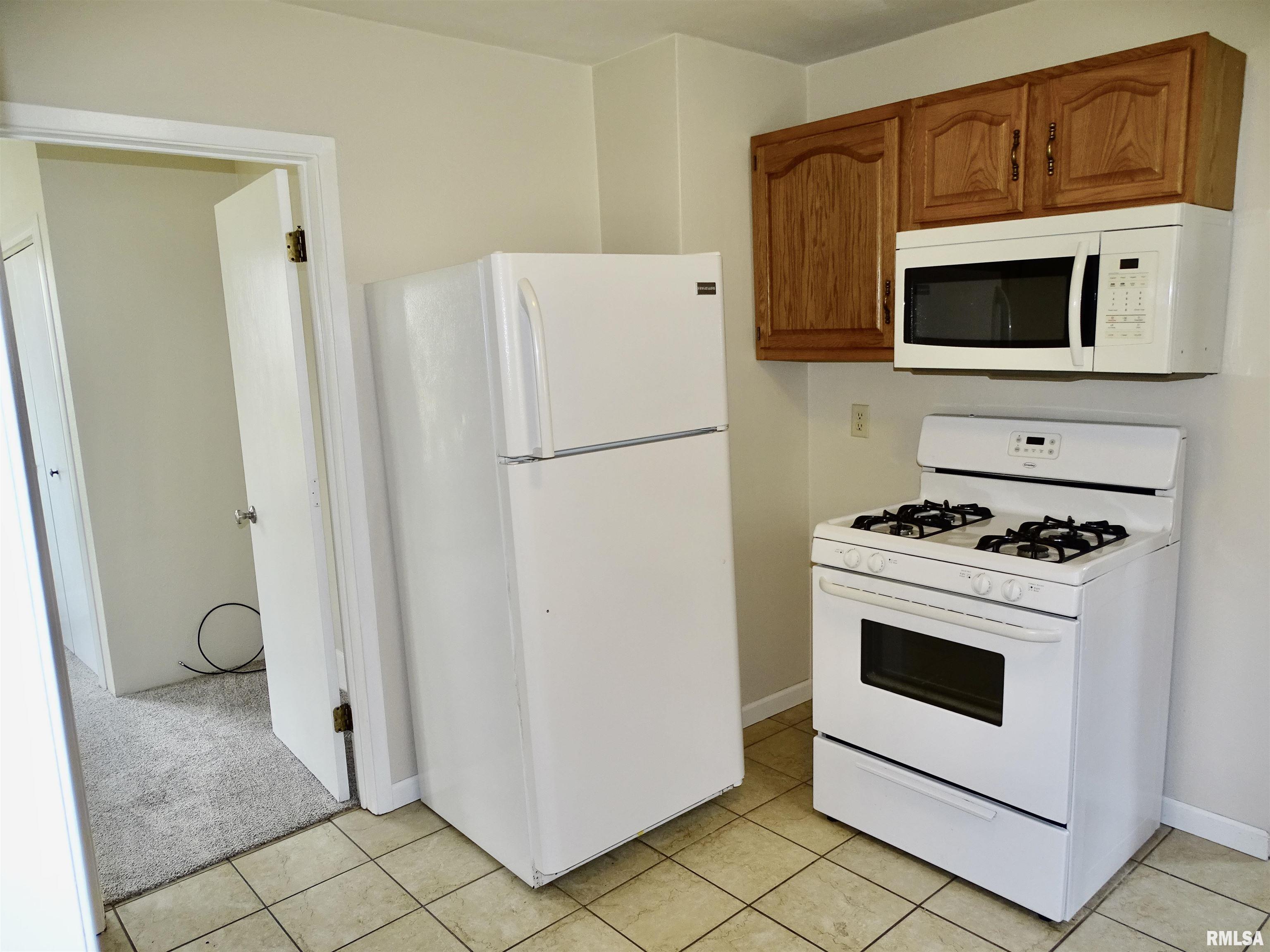 425 Herman Street Pekin, IL 61554 - Photo 16 of 26