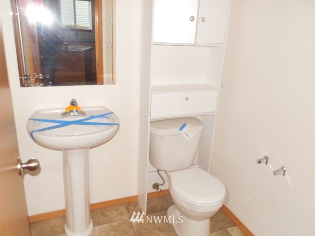 6317 199th Loop Southwest Rochester, WA 98579 - Photo 7 of 25