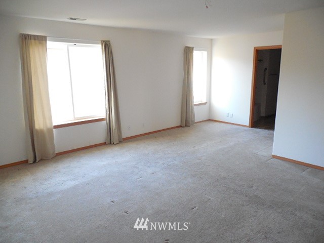 6317 199th Loop Southwest Rochester, WA 98579 - Photo 8 of 25