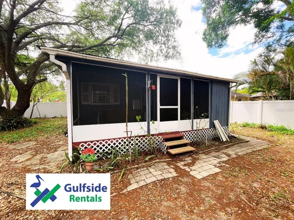 $1,900 | 4801 71st Street North, St. Petersburg, FL 33709