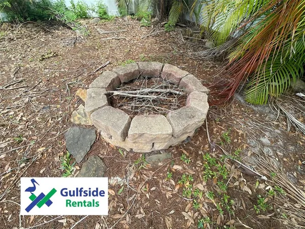 $1,900 | 4801 71st Street North, St. Petersburg, FL 33709