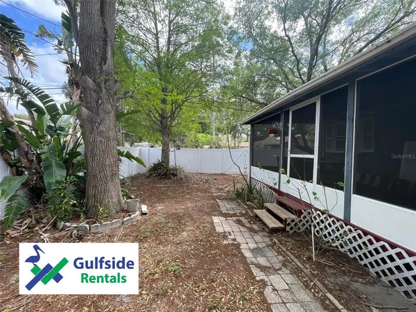 $1,900 | 4801 71st Street North, St. Petersburg, FL 33709