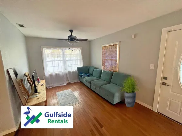 $1,900 | 4801 71st Street North, St. Petersburg, FL 33709