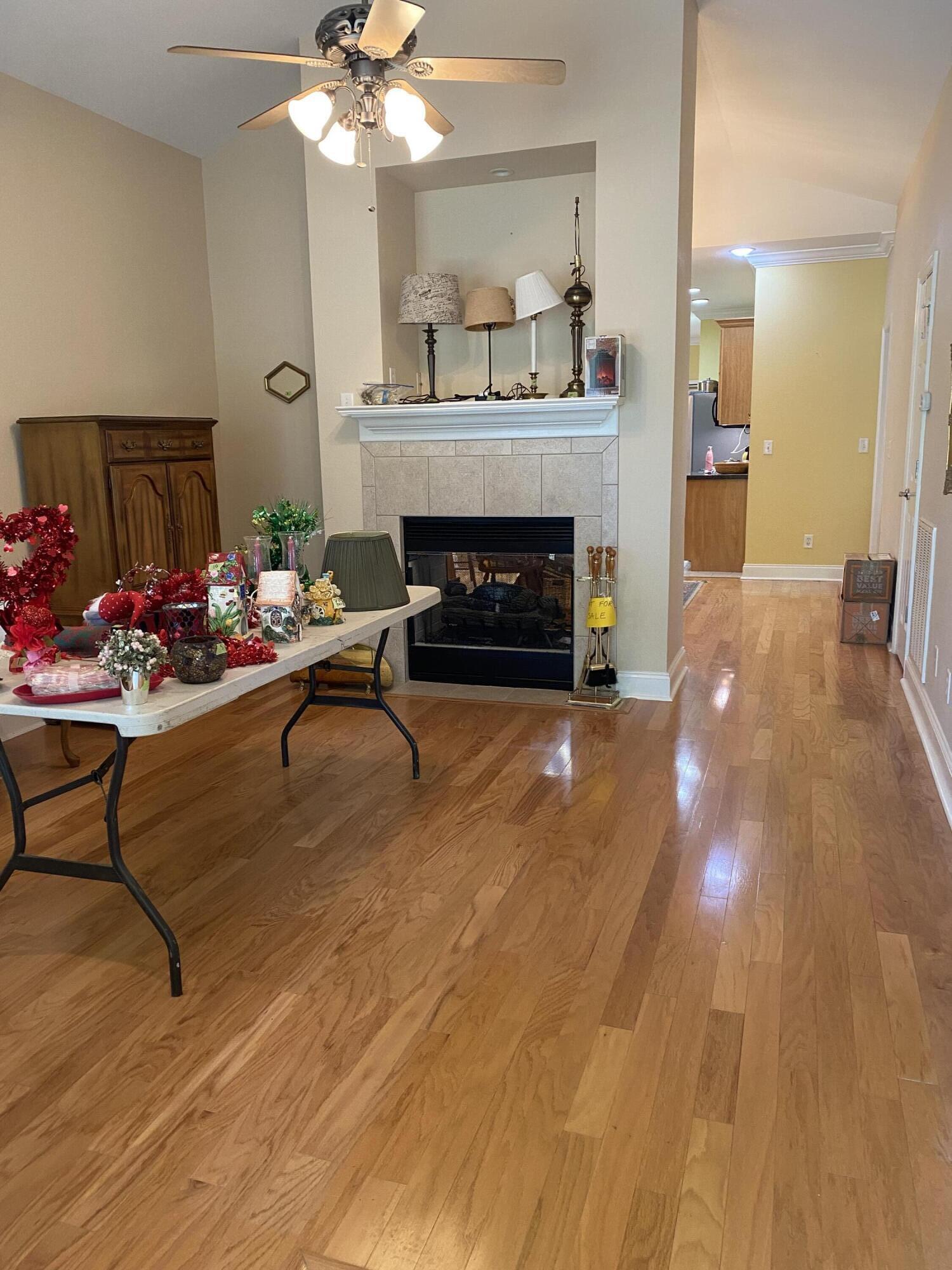 523 Callaway Court Chattanooga, TN 37421 - Photo 10 of 27 IMG_1881