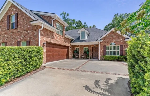 $1,099,000 | 1086 Sinclair Pointe, St. Simons Island, GA 31522