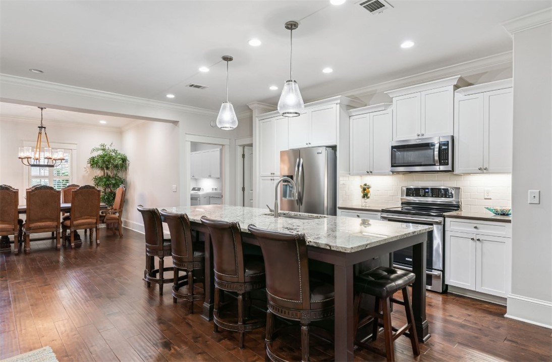 1086 Sinclair Pointe St. Simons Island, GA 31522 - Photo 6 of 24