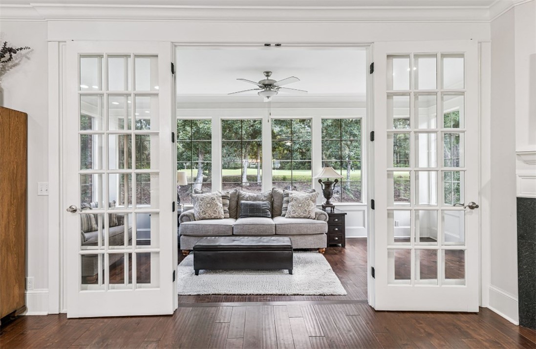 1086 Sinclair Pointe St. Simons Island, GA 31522 - Photo 9 of 24