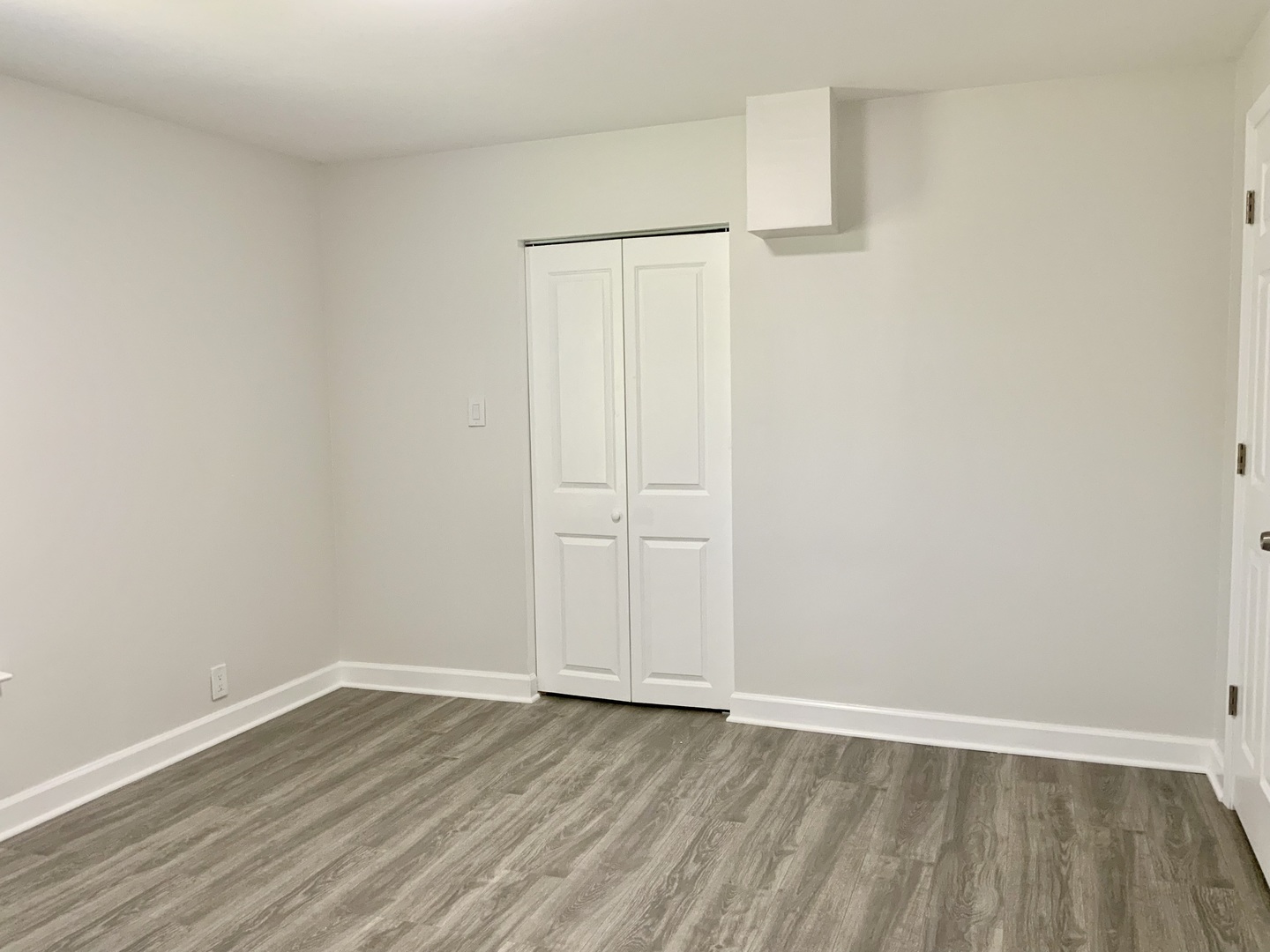340 Sanders Road Northbrook, IL 60062 - Photo 9 of 16