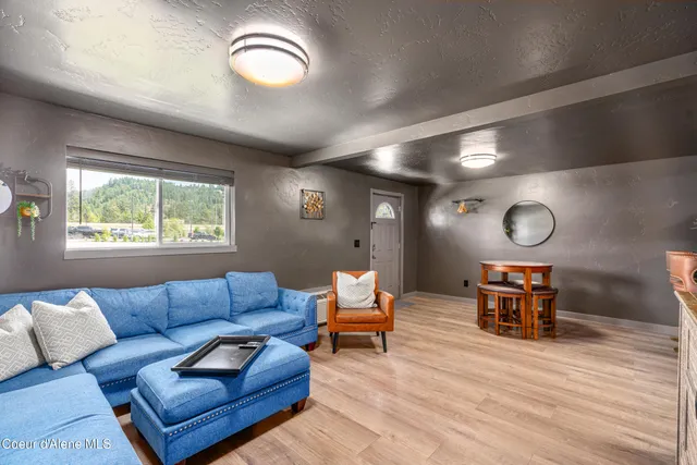 $2,200,000 | 219 East Coeur D'Alene Lake Drive, Coeur D'Alene, ID 83814