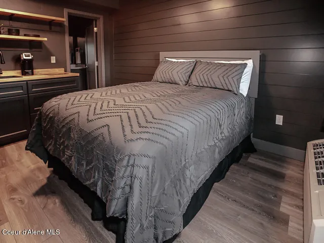 $2,200,000 | 219 East Coeur D'Alene Lake Drive, Coeur D'Alene, ID 83814