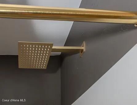 $2,200,000 | 219 East Coeur D'Alene Lake Drive, Coeur D'Alene, ID 83814